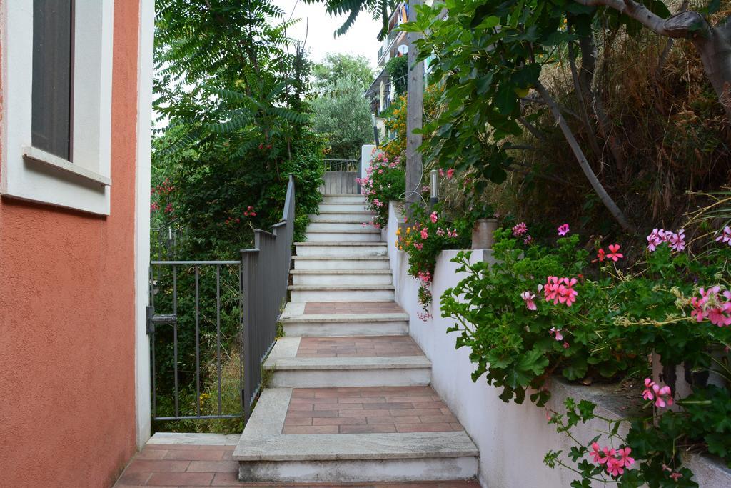 باولا B&B La Casa Rossa المظهر الخارجي الصورة