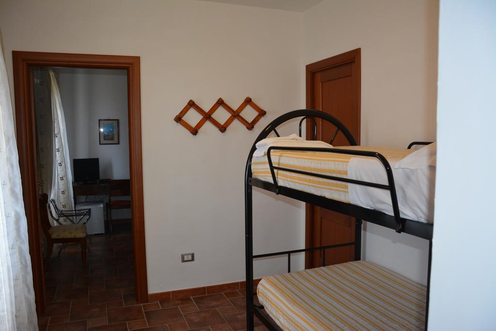 باولا B&B La Casa Rossa الغرفة الصورة